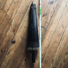 Ombrelle japonaise ancienne /