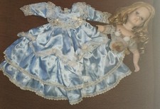 TETE + ROBE de Poupée en