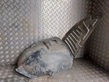 Pare Boue Avant Gauche Partie