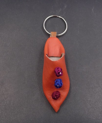 Porte clés babouche - porte-clés,