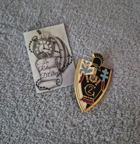 Insigne pucelle 2 e - 2,