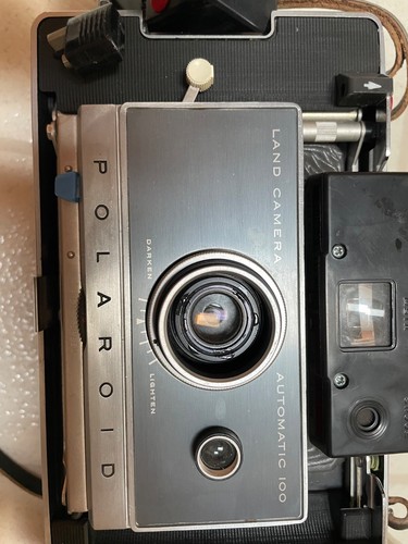 Polaroid 100 land camera - 100, with
