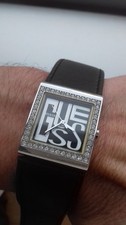 Guess Steel Carrés Diamants