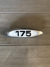 Honda CD 175, Emblème de