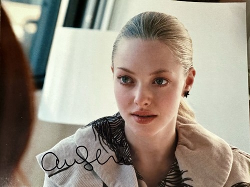 Amanda seyfried signé - signé, 8x10