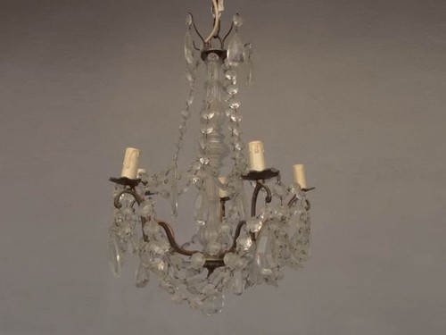 Lustre pampilles et - à,