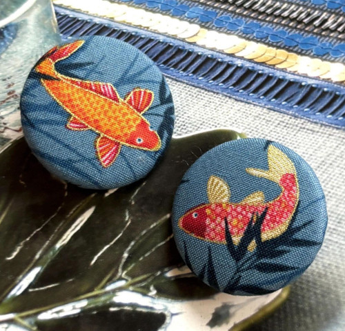 Gros boutons tissu - gros,