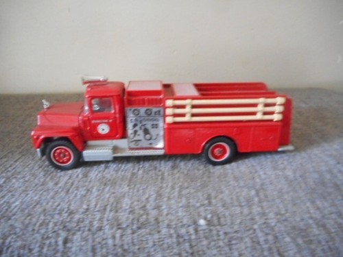 P10 firefighters truck mack - -,