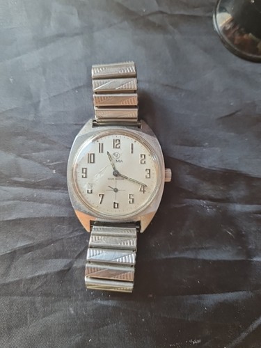 Montre yema sous marine - montre, a