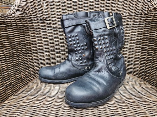 Bottes - (l066, 904)