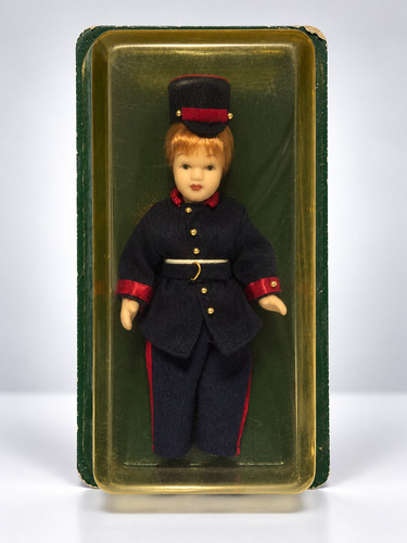 Poupée vintage porcelaine
