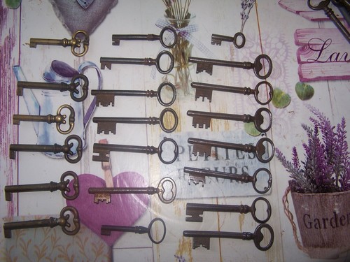Lot cles de - 40,
