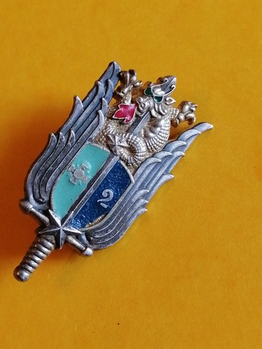 Insigne militaire école - insigne,