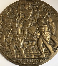 MÉDAILLE PLAQUE BAS RELIEF
