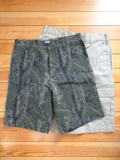 Lot Short Carhartt WIP Camo 32 et Dickies Cargo beige 32 single knee rare