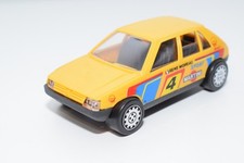 B86 1:35 GOZAN SPAIN PLASTIQUE PEUGEOT 205 JAUNE EXC. COND.