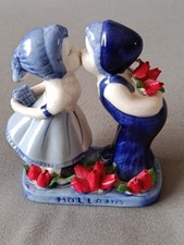 PERSONNAGES  EN FAIENCE  DE DELFT HOLLAND 