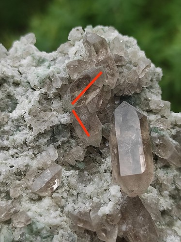 Quartz alpin terminé fumé - quartz,
