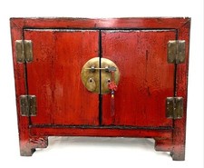 Jolie commode Chinoise - Armoire de mariage - rouge