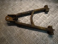 triangle inférieur gauche  SSV pgo 250 bugrider