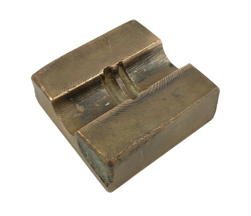Moule bijoux bronze avec - À,