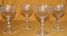 Lot de 4 verres vin eau