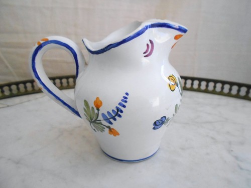 Pichet pot lait eau - pot, a