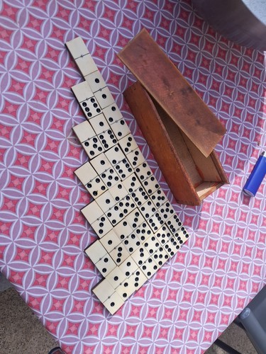 Jeu dominos ancien - jeu,