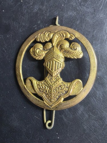 Coiffure insigne béret - .,