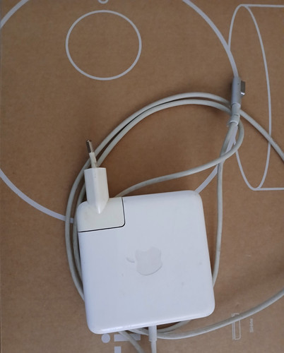 Chargeur apple officiel 85w - apple,