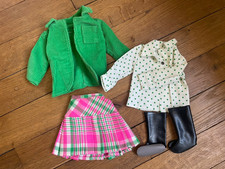 Tenue vintage pour la poupée Cathie de Bella