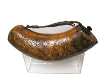 Corne à Poudre décorée 18e/19e.