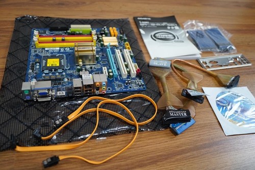 Carte mère gigabyte - carte,