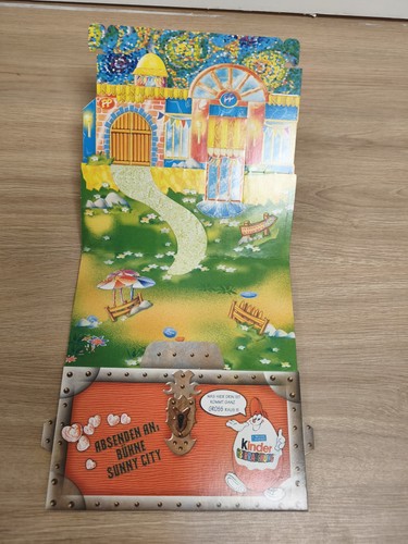 Ancien présentoir kinder - ancien,