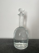 Carafe en verre soufflé à la bouche – bulles d’air décoratives.Travail artisanal