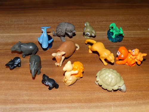 Lot jouets kinder surprise - jouets,
