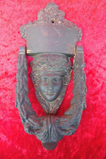 Beau Vieux Heurtoir De Porte