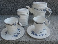 TÊTE à TÊTE  Porcelaine de ROUMANIE FLEURS BLEUES