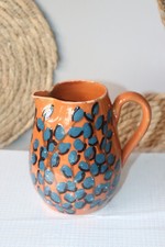 Pichet en terre cuite aux