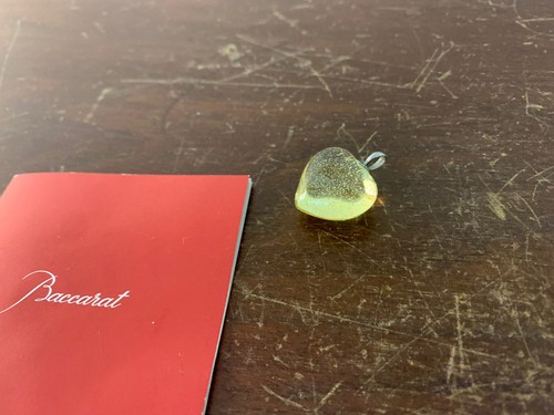 Pendentif cœur jaune