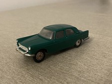 Jouet Ancien Minialuxe Peugeot 404 berline