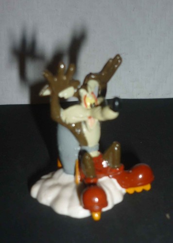 Figurine wile coyote - wile, 2002