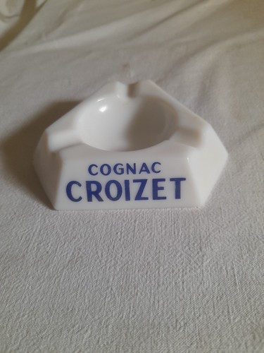Ancien cendrier blanc - ancien,