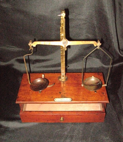 Ancienne magnifique balance - magnifique,