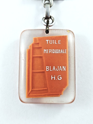 Porte cles bourbon - bourbon, tuile
