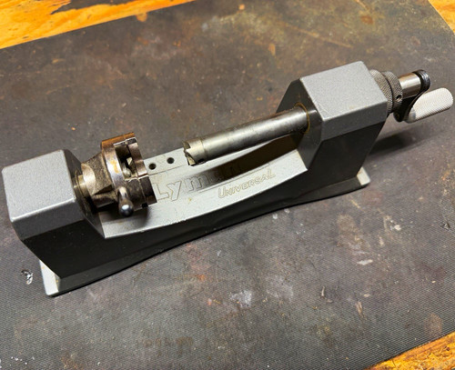 Lyman universal case trimmer - lyman,