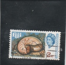 L7042 FIDJI Timbre N° 221 de