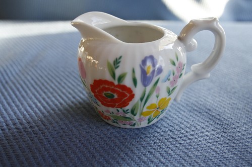 Crémier pot lait - lait, décor