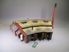 LQ1184 VOLLMER 5754 Train Ho 1/87 Maquette montée rotonde hangar 3 locomotives