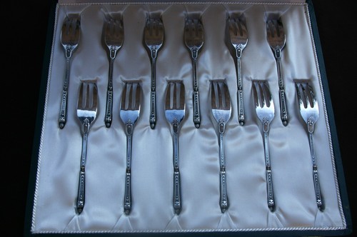 Coffret fourchettes à - 12,